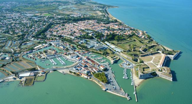 Le Village des Amareyeurs - Ile d'Oléron - Maison classé 3 étoiles avec piscine Le Château-dʼOléron Extérieur photo