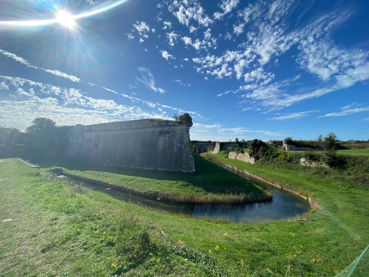 Le Village des Amareyeurs - Ile d'Oléron - Maison classé 3 étoiles avec piscine Le Château-dʼOléron Extérieur photo