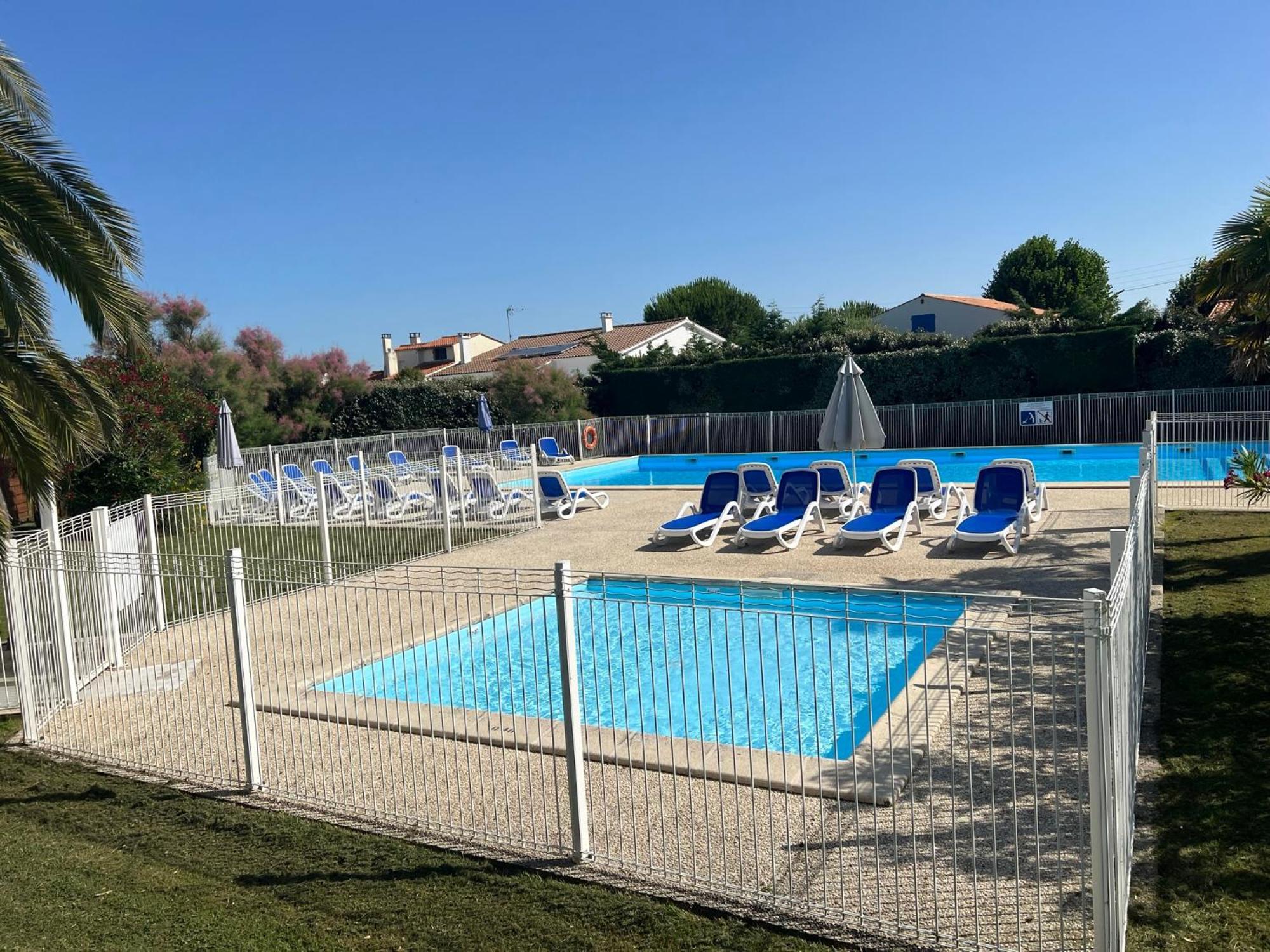 Le Village des Amareyeurs - Ile d'Oléron - Maison classé 3 étoiles avec piscine Le Château-dʼOléron Extérieur photo